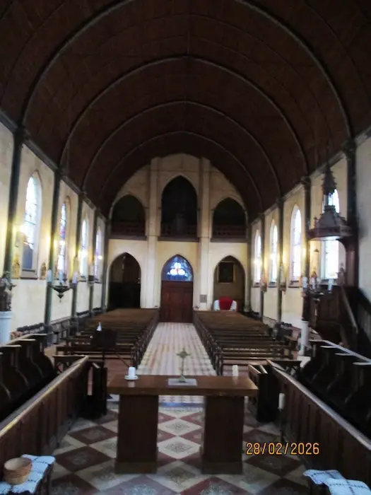 La nef église Saint Quentin Halloy Les Pernois